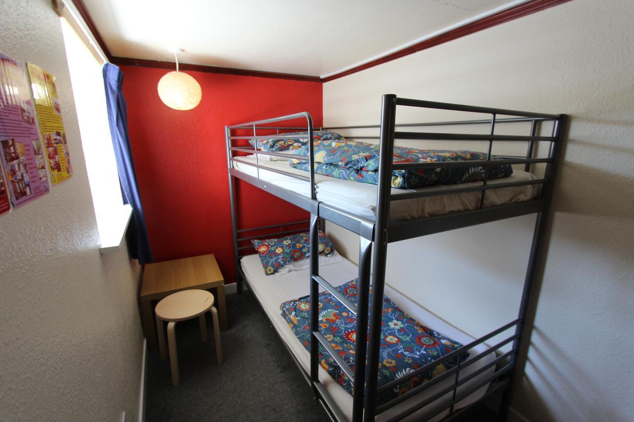 Skye Backpackers Hostel Кайлакин Екстериор снимка