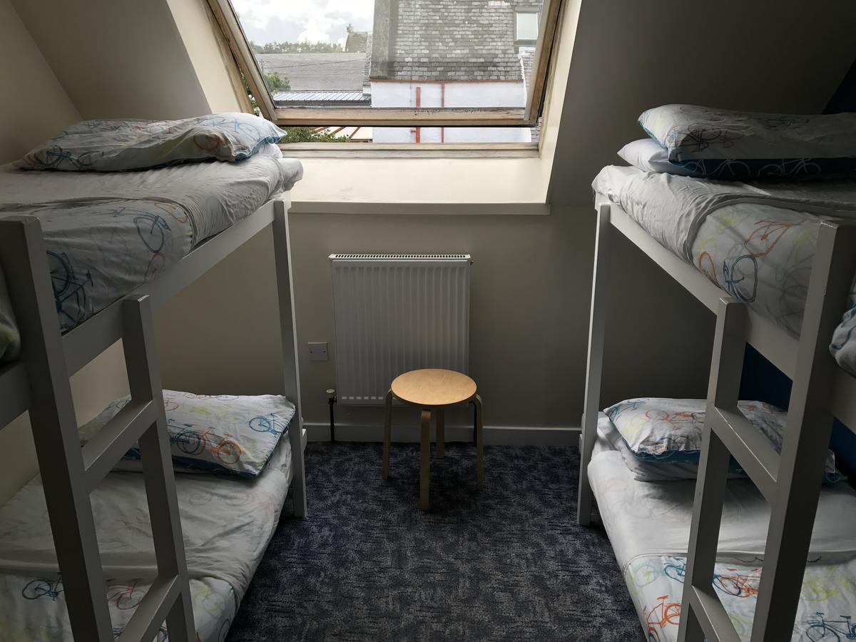 Skye Backpackers Hostel Кайлакин Екстериор снимка