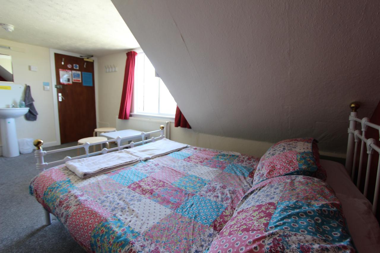 Skye Backpackers Hostel Кайлакин Екстериор снимка