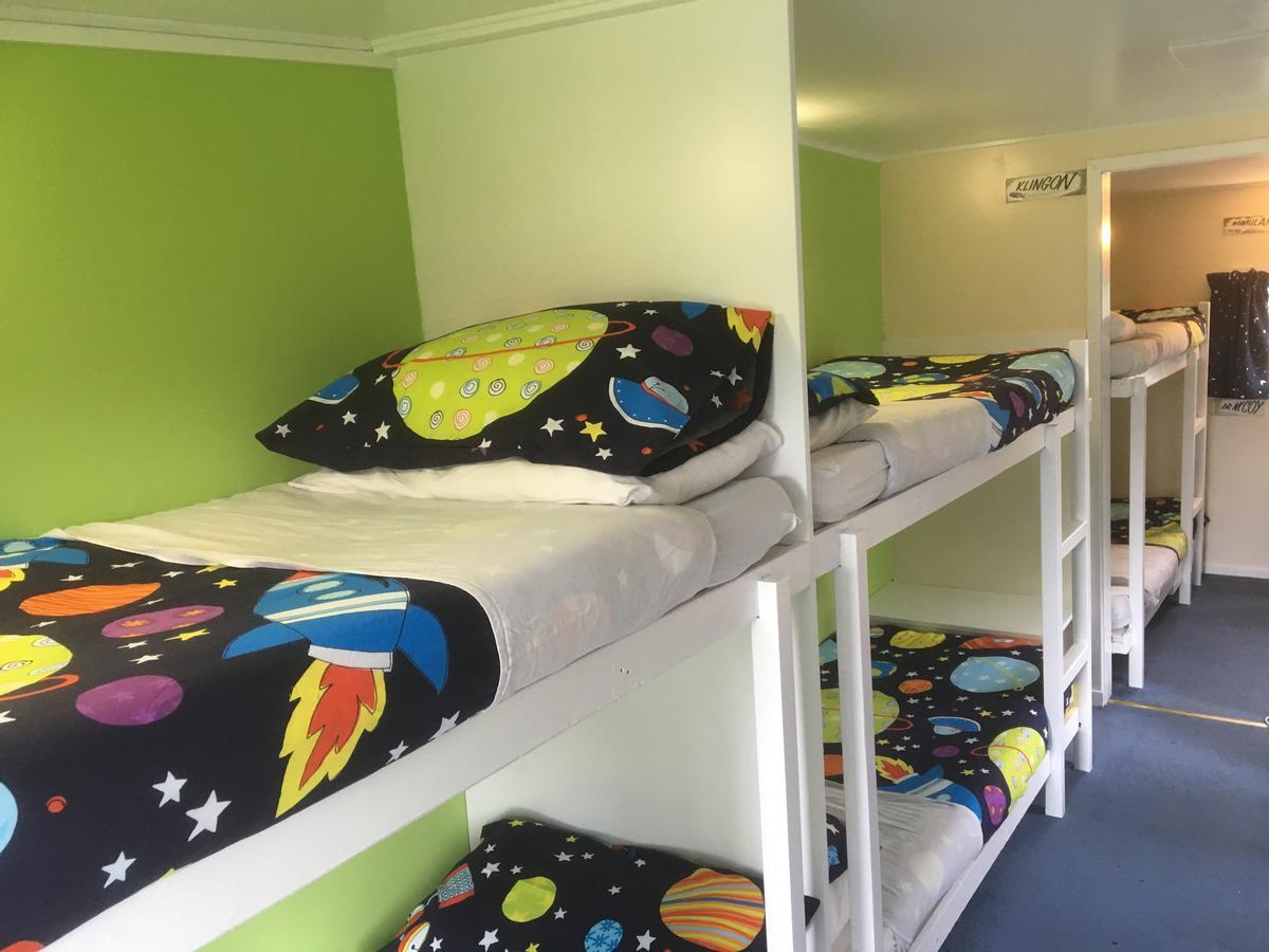 Skye Backpackers Hostel Кайлакин Екстериор снимка